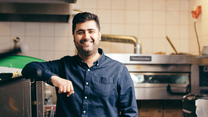 Siva Parlar.
