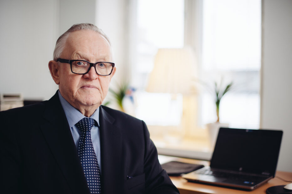 Martti Ahtisaari.