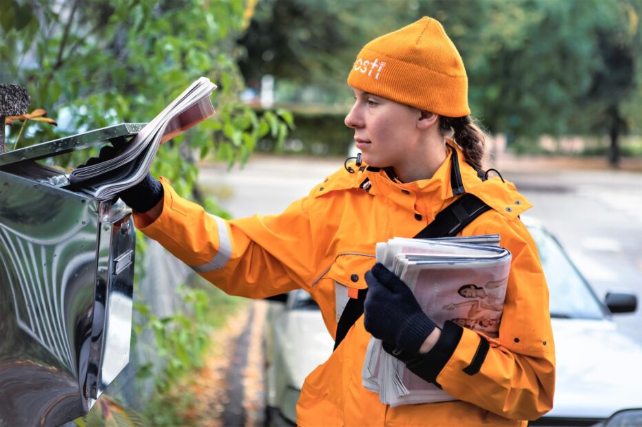 Posti nostaa jälleen hintoja
